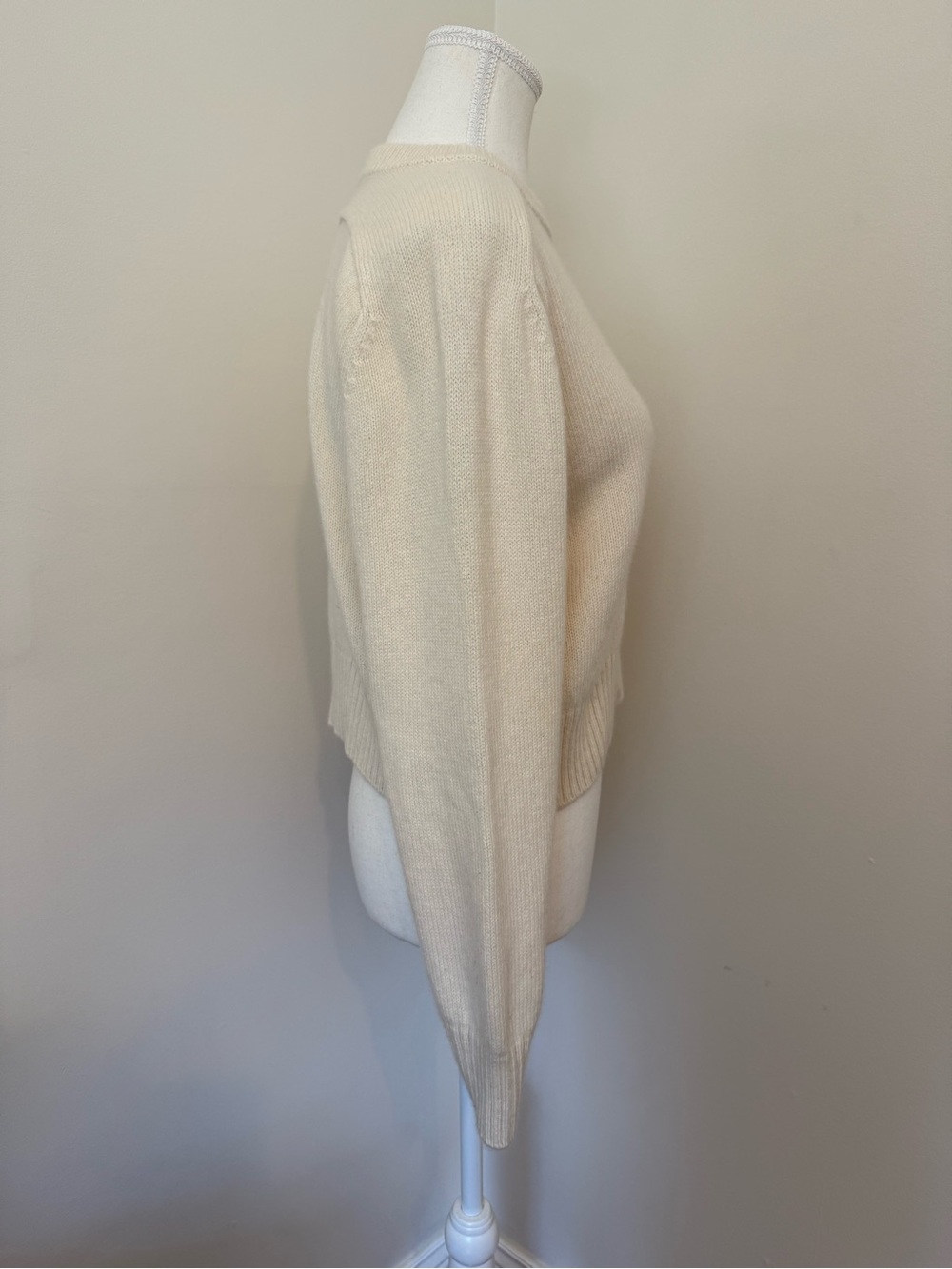Buck Mason 100% Cashmere Crewneck Sweater Natural Size Medium - Picture 7 of 13